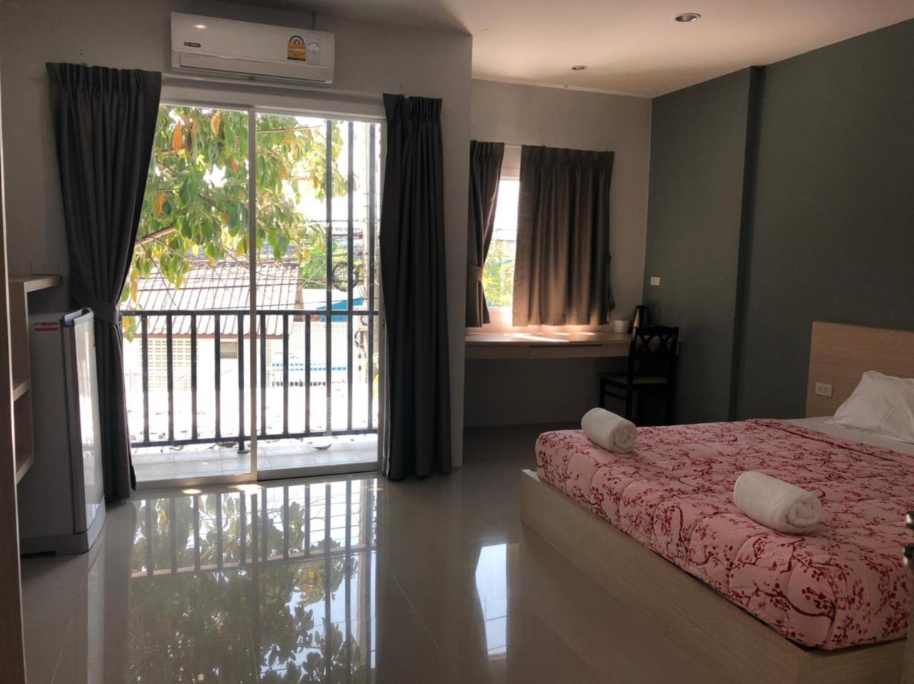 Khao Oat Airport Hotel Nai Yang-stranden Eksteriør billede