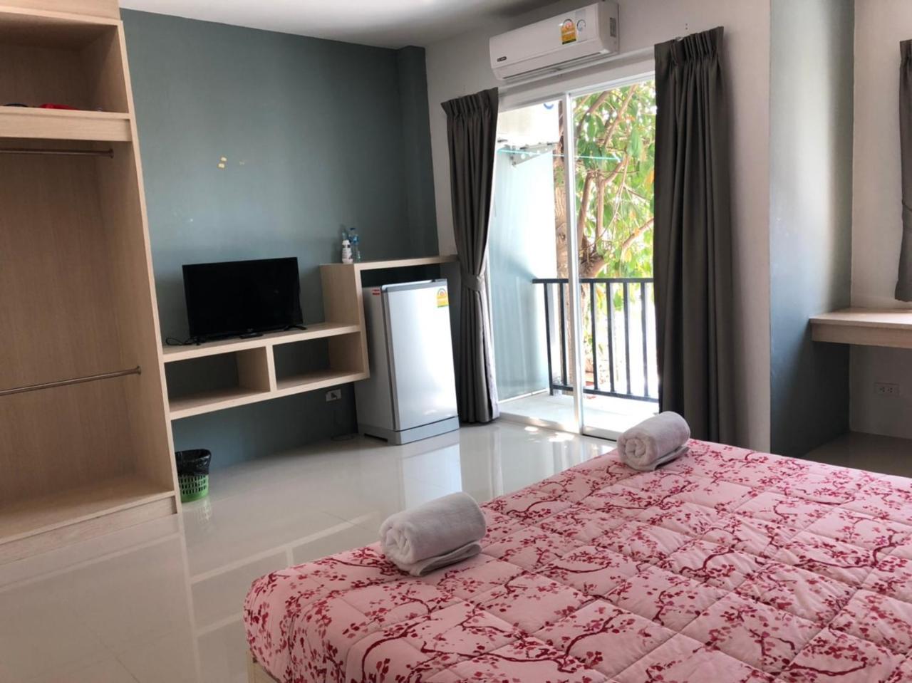 Khao Oat Airport Hotel Nai Yang-stranden Eksteriør billede