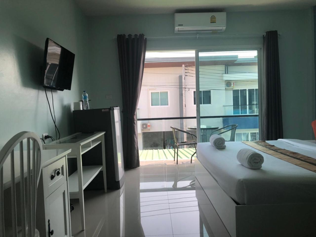 Khao Oat Airport Hotel Nai Yang-stranden Eksteriør billede