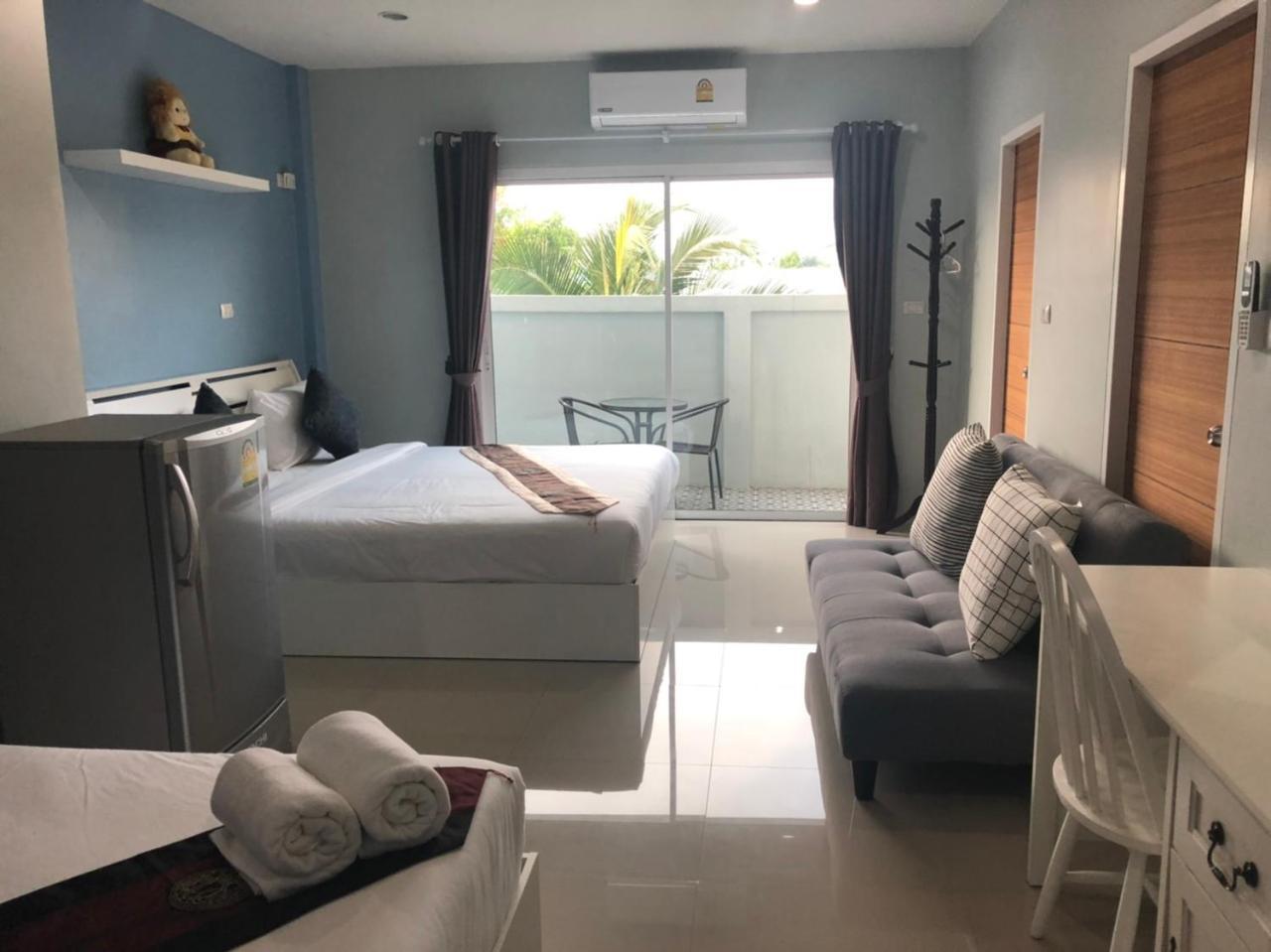Khao Oat Airport Hotel Nai Yang-stranden Eksteriør billede